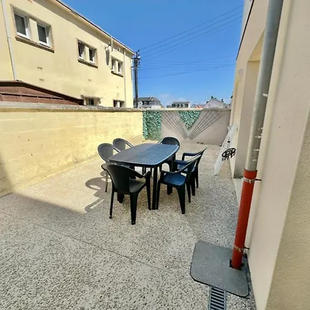 Lägenhet Sheila - Rdc A La Deco Style Annees 70 Avec Terrasse A Deux Pas De La *