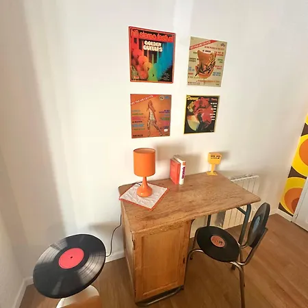 Lägenhet Sheila - Rdc A La Deco Style Annees 70 Avec Terrasse A Deux Pas De La